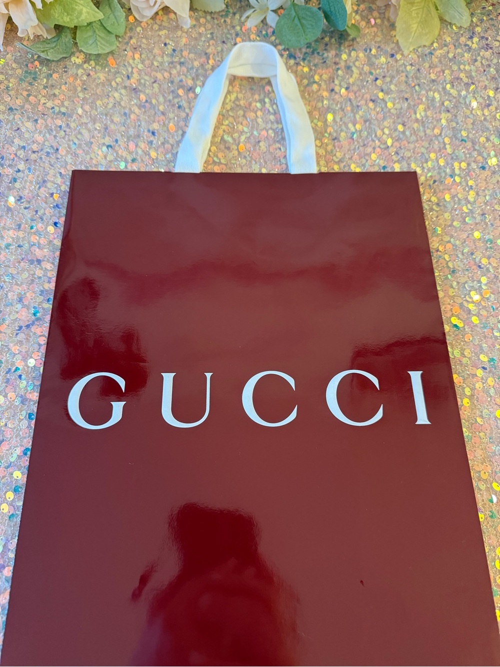 NIB Authentic Gucci Gift Set - Bag, Envelopes, Ribbon, Tissue Paper & Gift Card - Picture 3 of 11